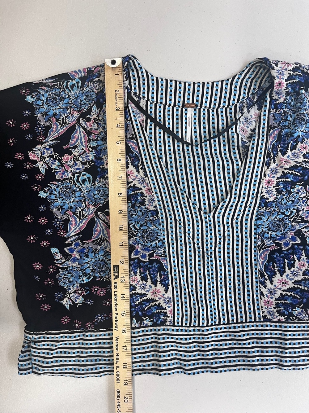 Free People Mixed Print Boho Blouse Bell Sleeve Top Size S - Picture 5 of 12